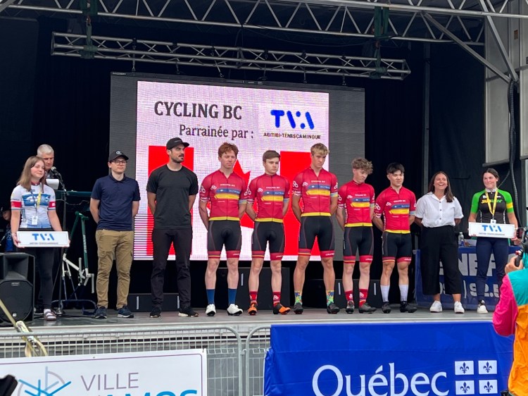 Tim Sherstobitoff coaching and directing the Cycling BC Jr Boys Provincial Team and the Nations Cup Tour l'abitibi.
